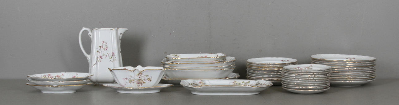 SERVISDELAR, flintgods, 49 delar, "Hagtorn", Gustafsberg.