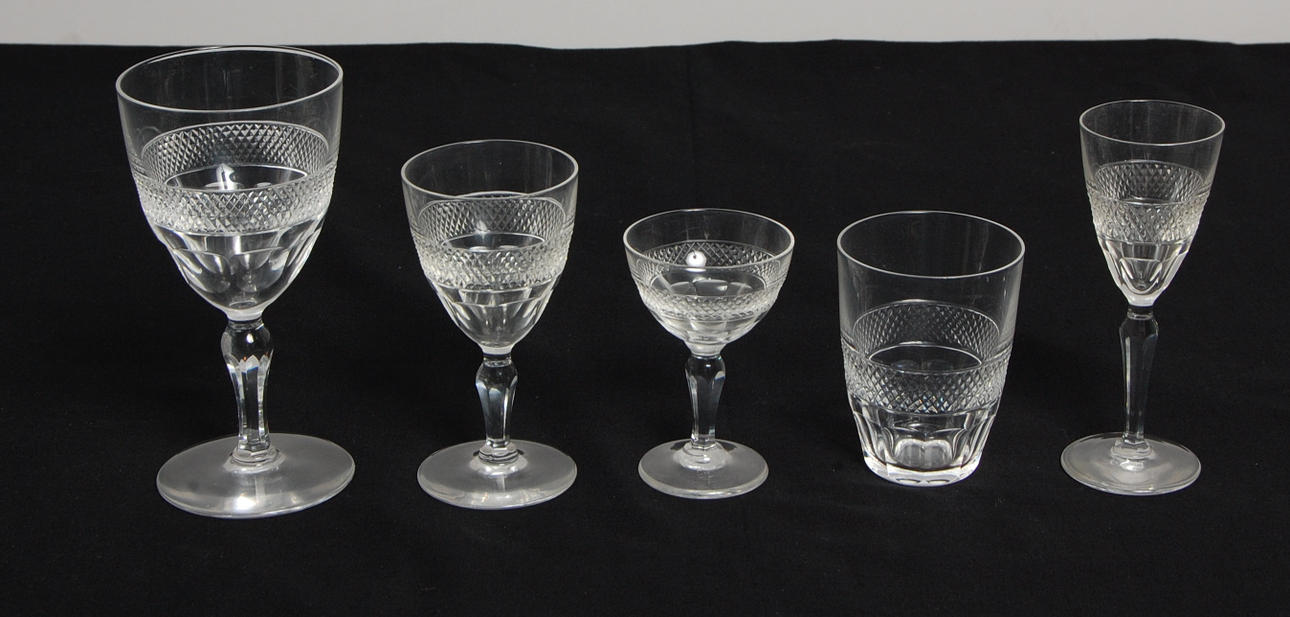 GLAS, 42 delar, " Rio " Edvard Hald, Orrefors.