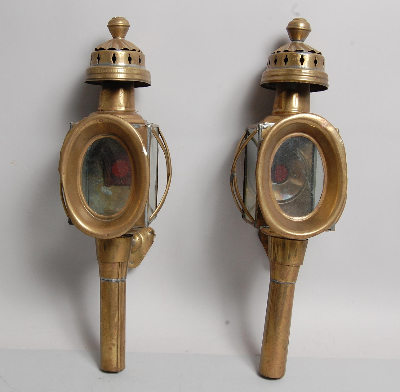 VAGNSLYKTOR, 1 par,1900-talets början.