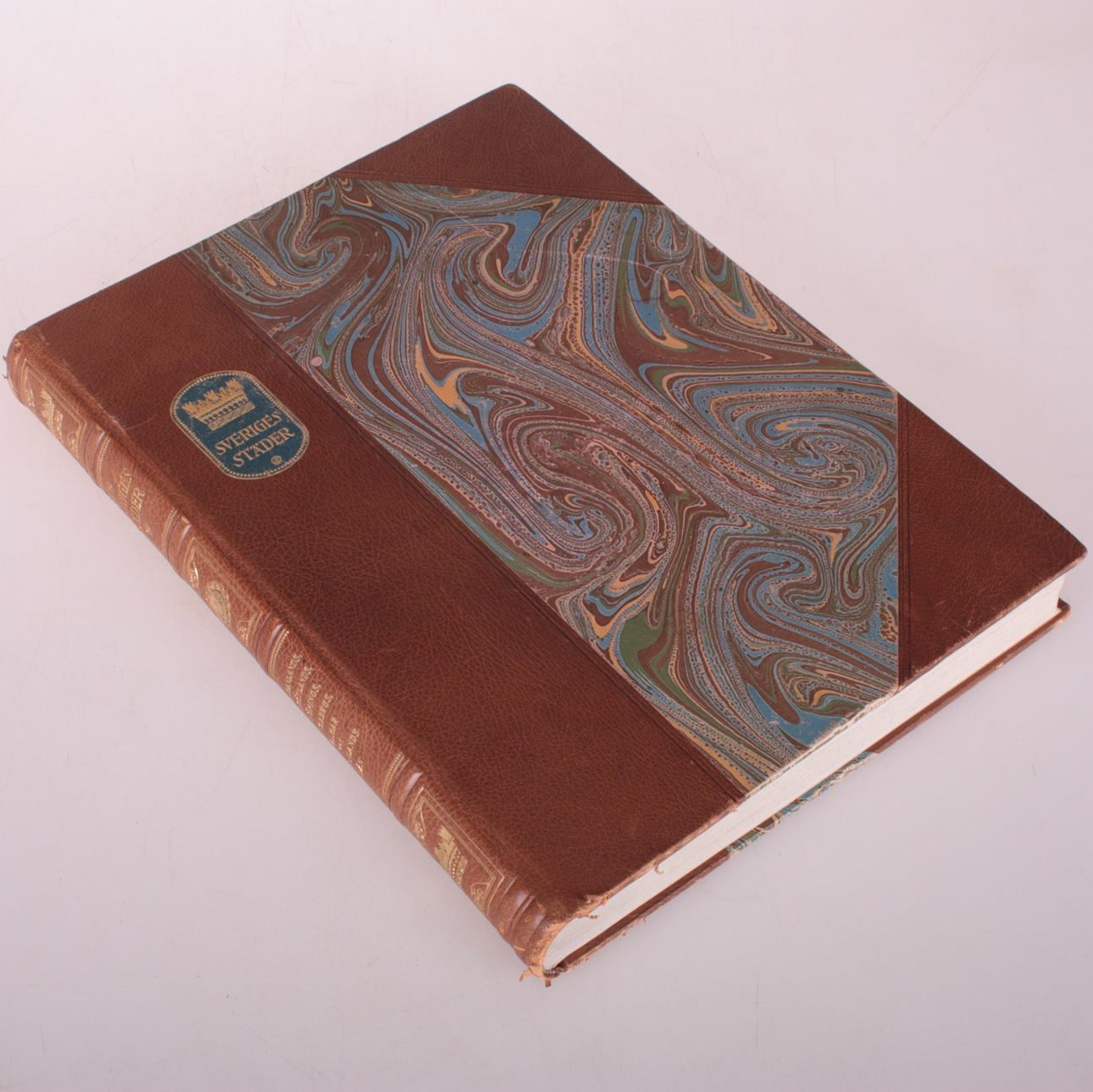 BOOK, Sweden's cities, Albin Roosval, 1915.