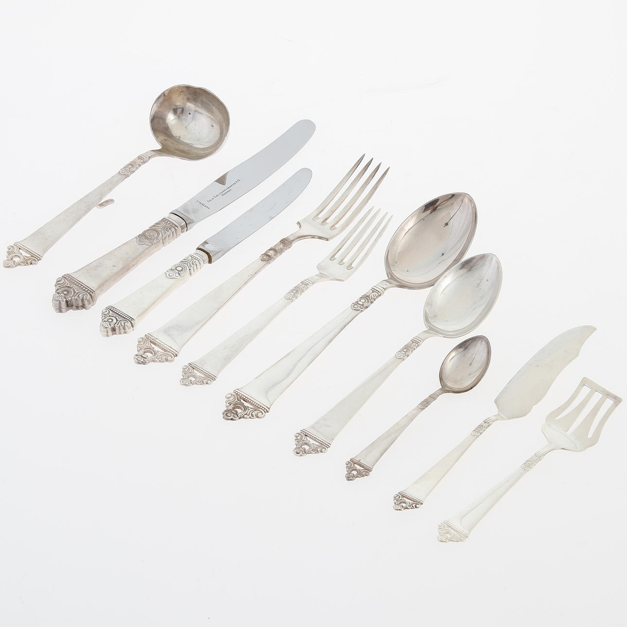 BESTICK, 73 delar, silver, ca 2400 gram brutto.