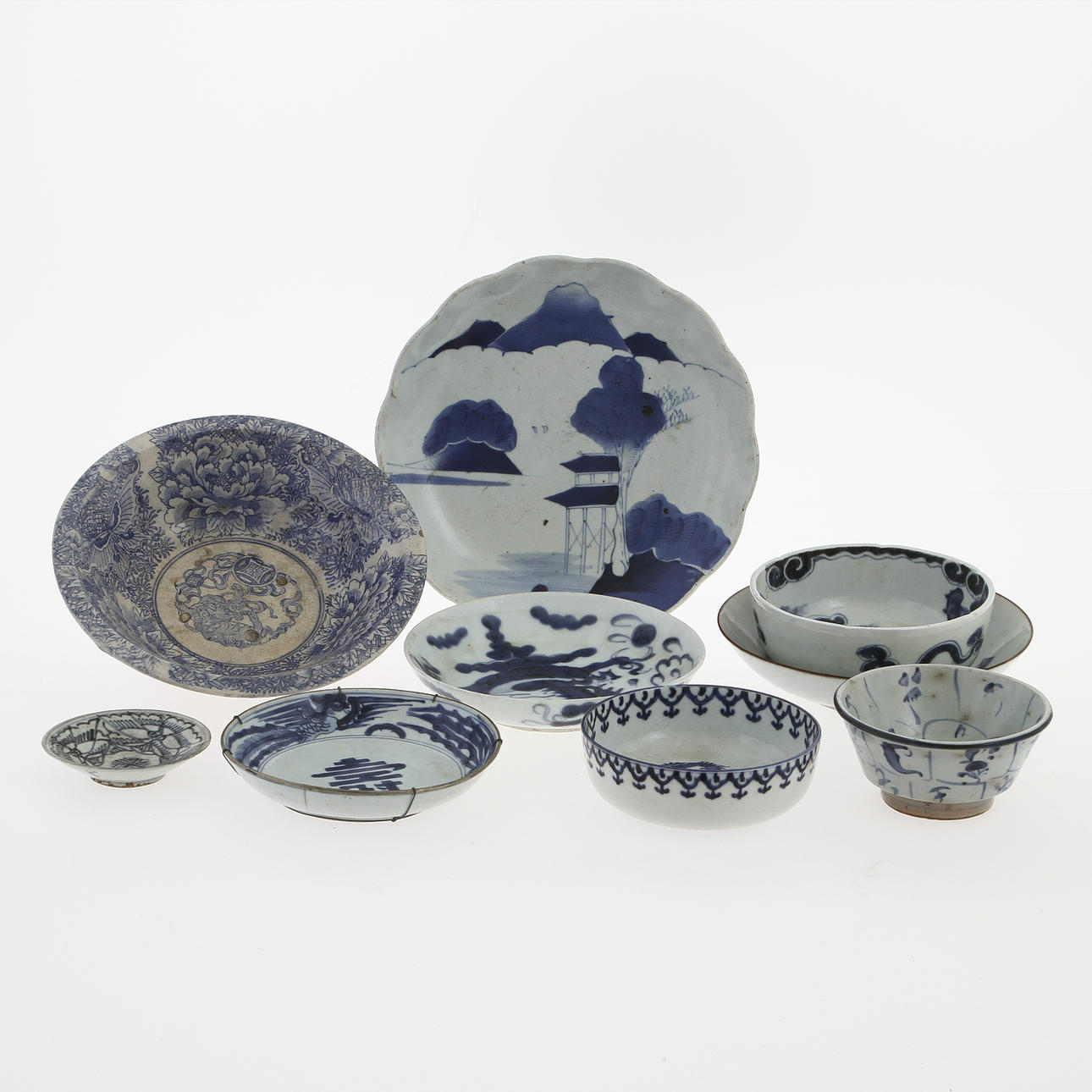 PARTI PORSLIN, 9 delar, Kina samt Japan, 1700-1900-tal.