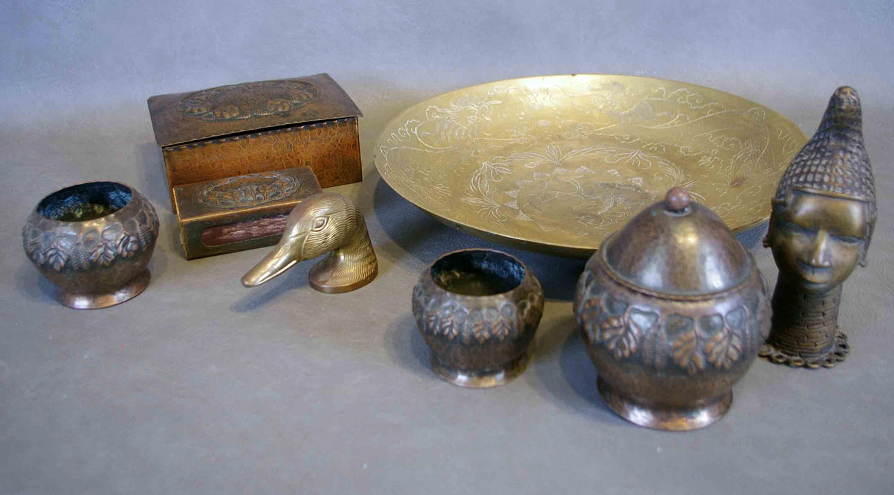 ASKAR, SKÅL, FIGURER MM, koppar och mässing.