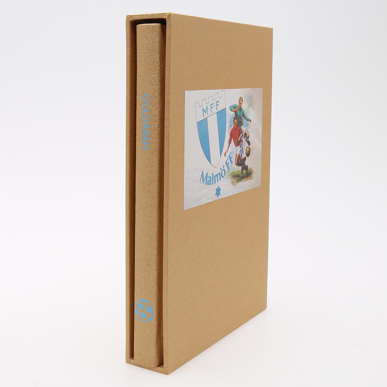 ABOUT MFF'S GOLDEN HISTORY WITH THE SIGNATURES OF 15 LEGENDS.