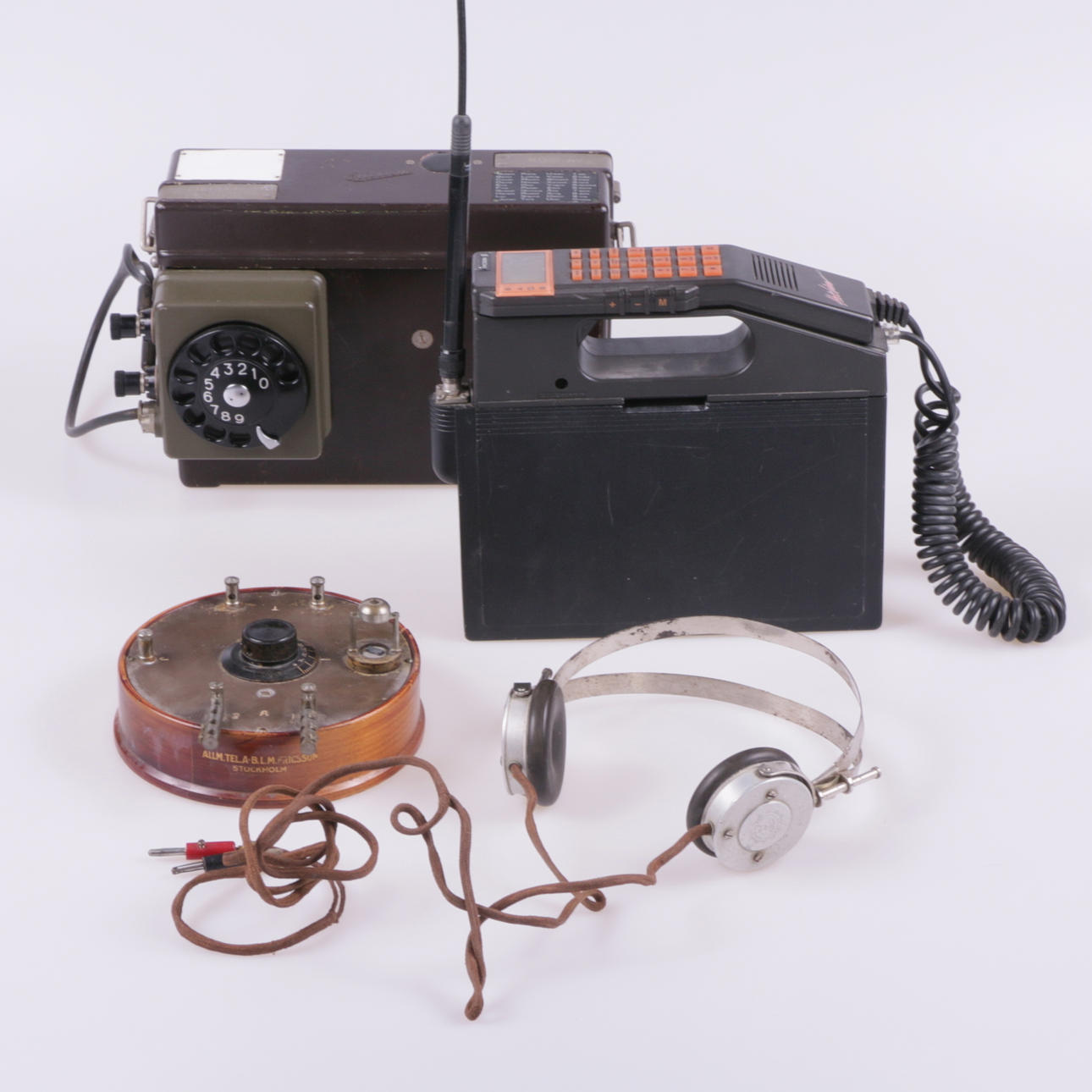 TELEFON, og krystalmodtager, 3 dele, LM Ericsson, 1900-tallet.