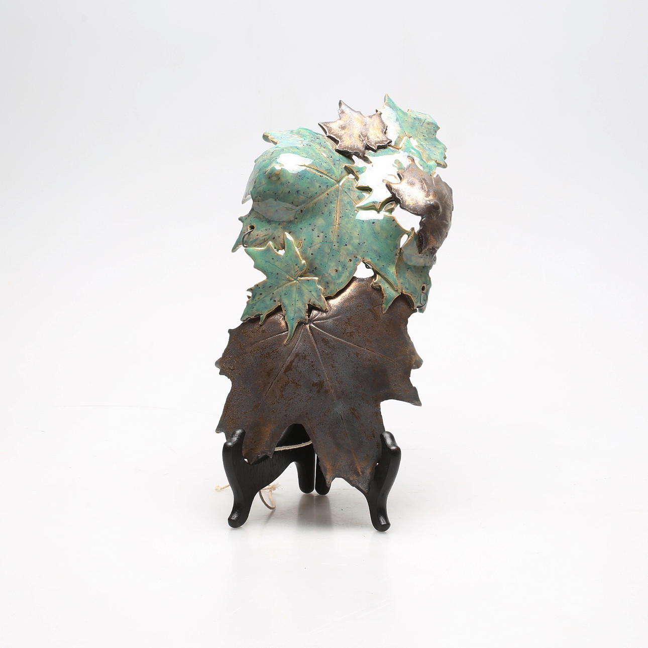 MADELEINE VAN NIGTEVECHT. sculpture, ceramic, signed and dated 2015.