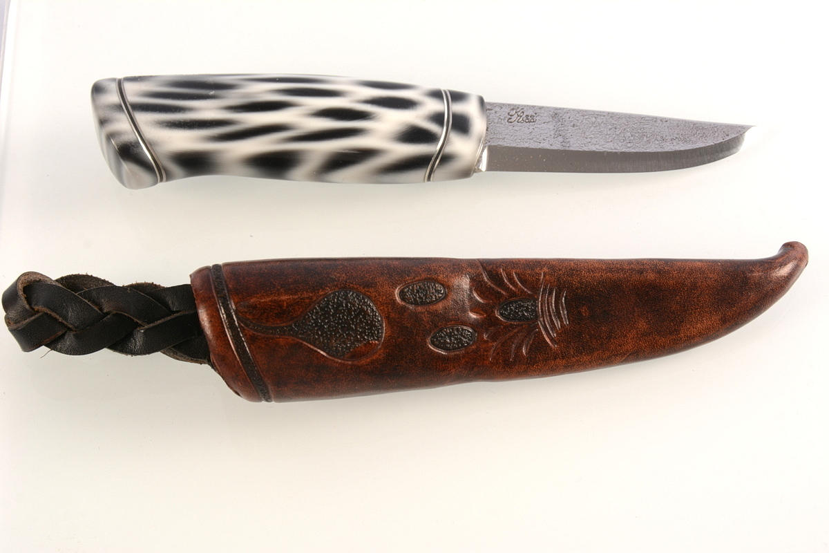 KNIV, Krister Markunger.