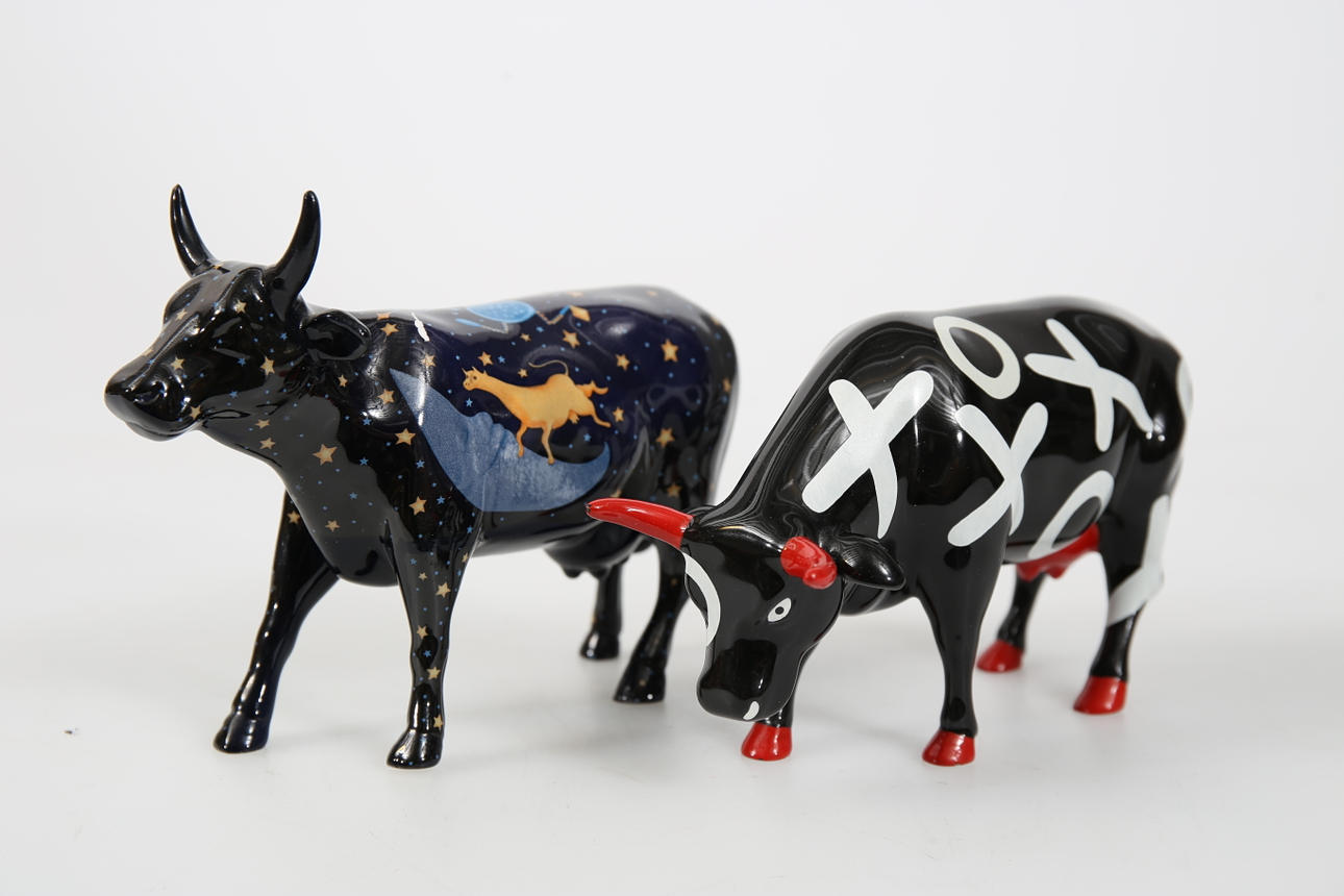 COWS, porcelain, 
