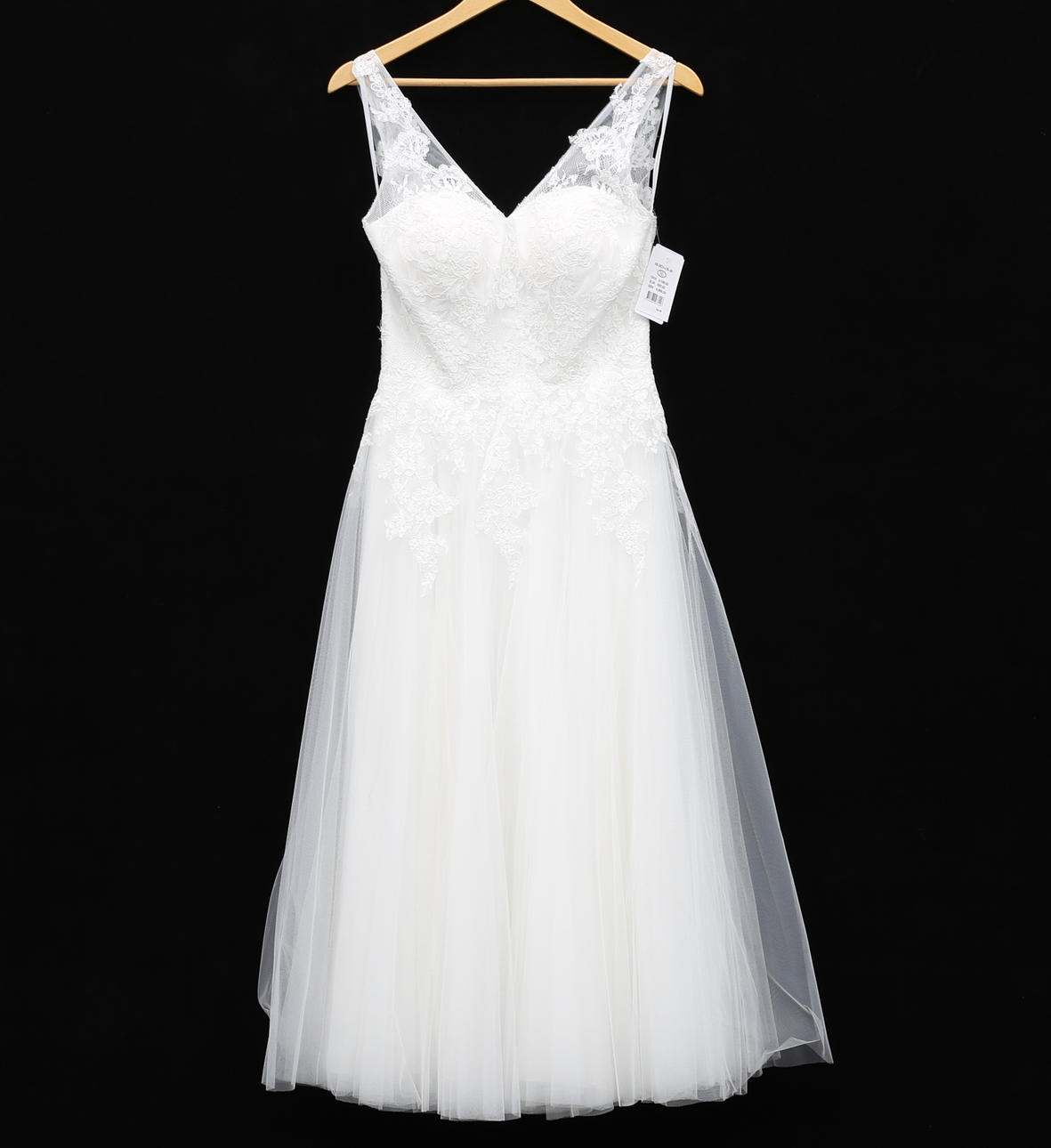 HOCHZEITSKLEID, Diamonds by Lilly, neu.