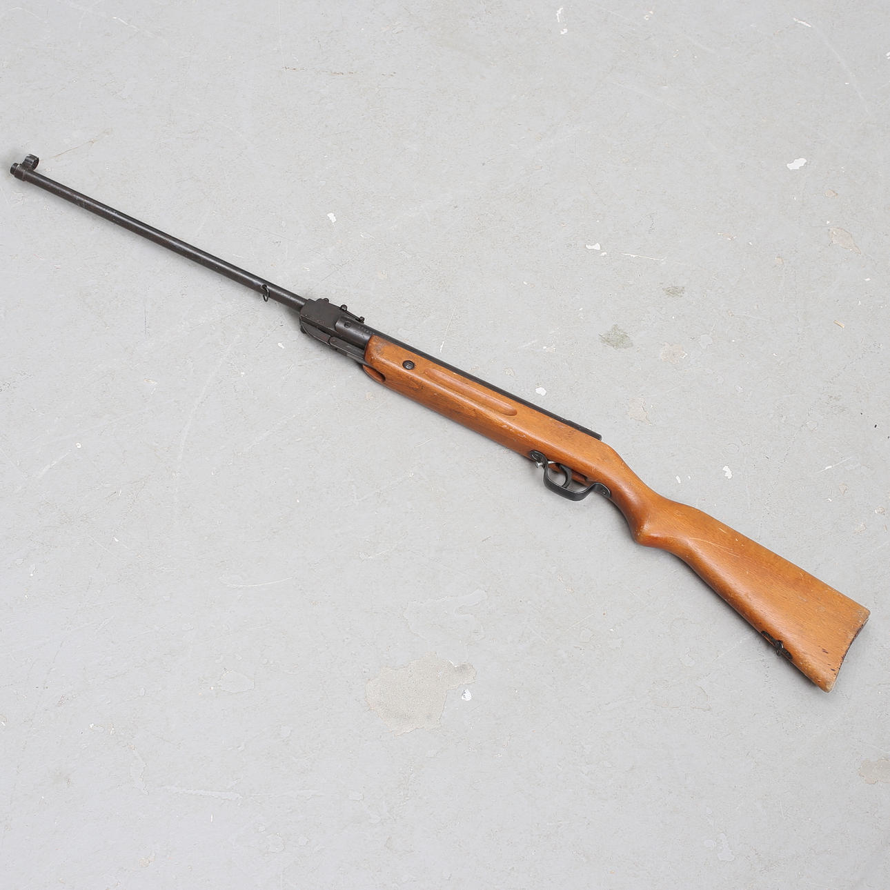 LUFTGEVÆR, Predom Lucznik.