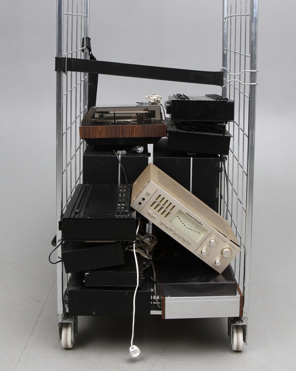 SKIVSPELARE, RECEIVER, CONSOLE STEREO AMPLIFIER.