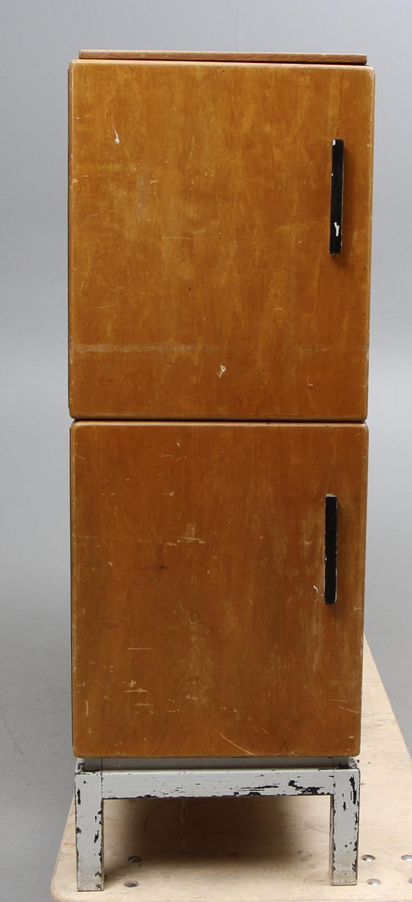 SKÅP, funkis, 1930/40-tal.