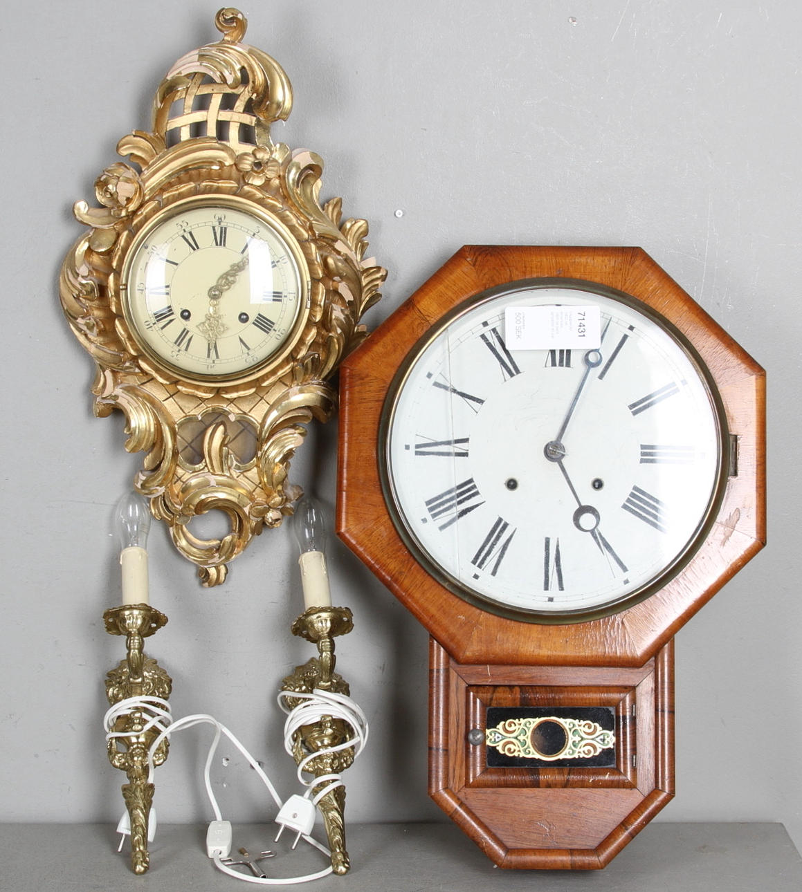 VÄggpendyl 1900-tal, Amerikaur, 1800-tal samt lampetter ett par.