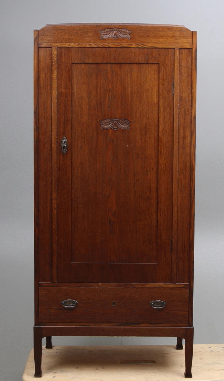 SKÅP, jugend, ca 1910.