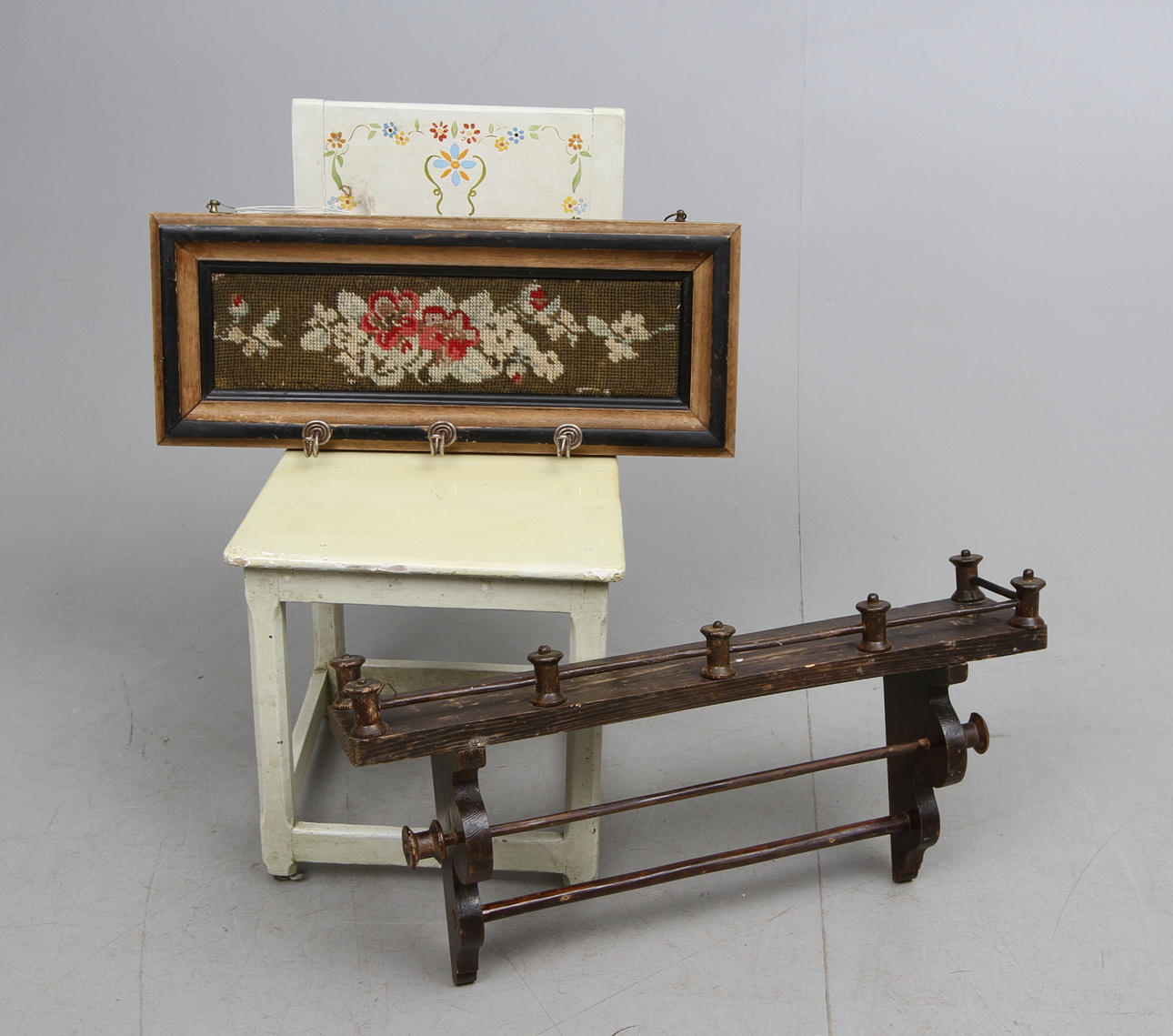 PARTI MÖBLER, 3 del, 1800/1900-tal.