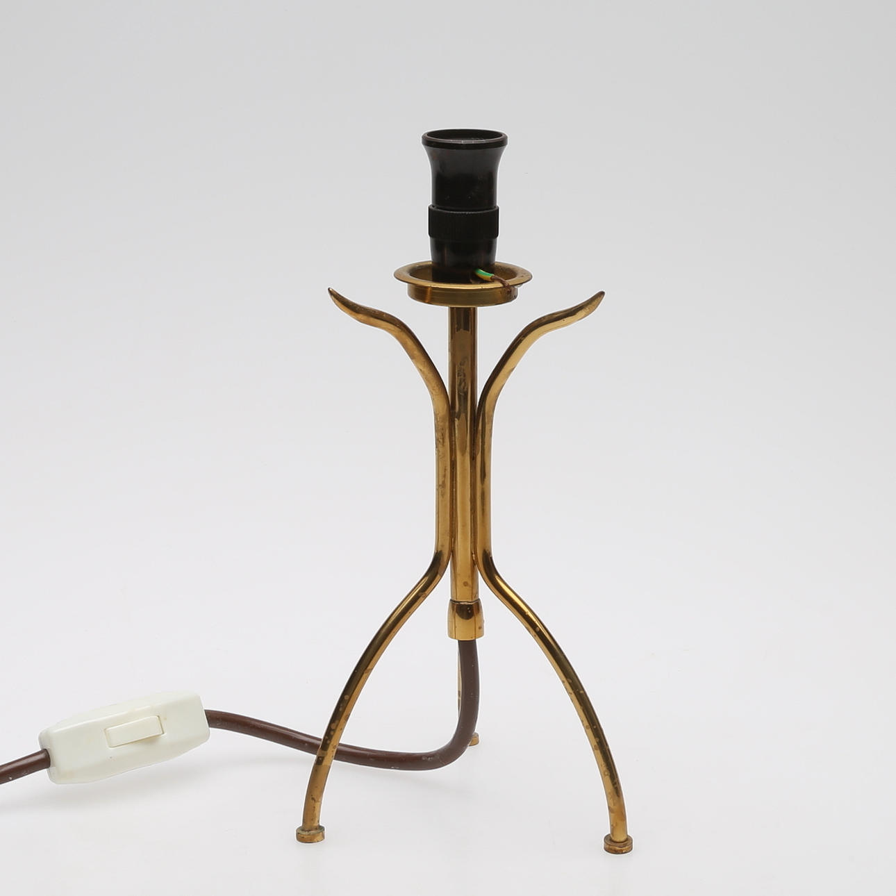 BORDSLAMPA, mässing, märkt EM.