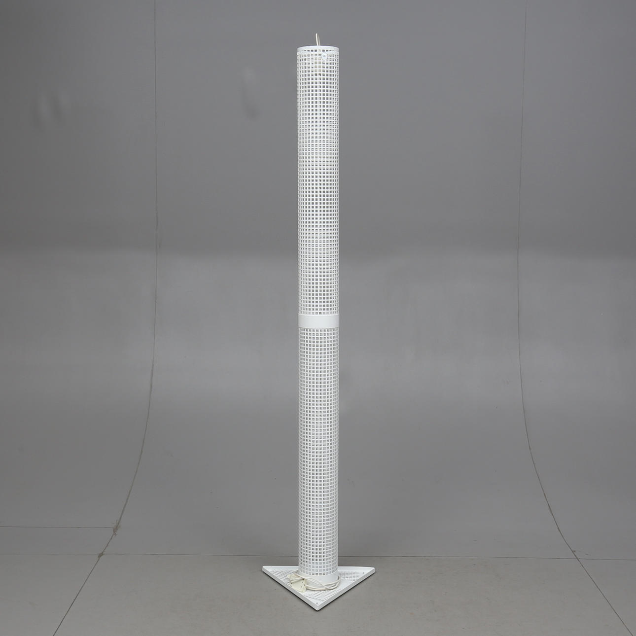 GOLVLAMPA, 1900-talets andra hälft.