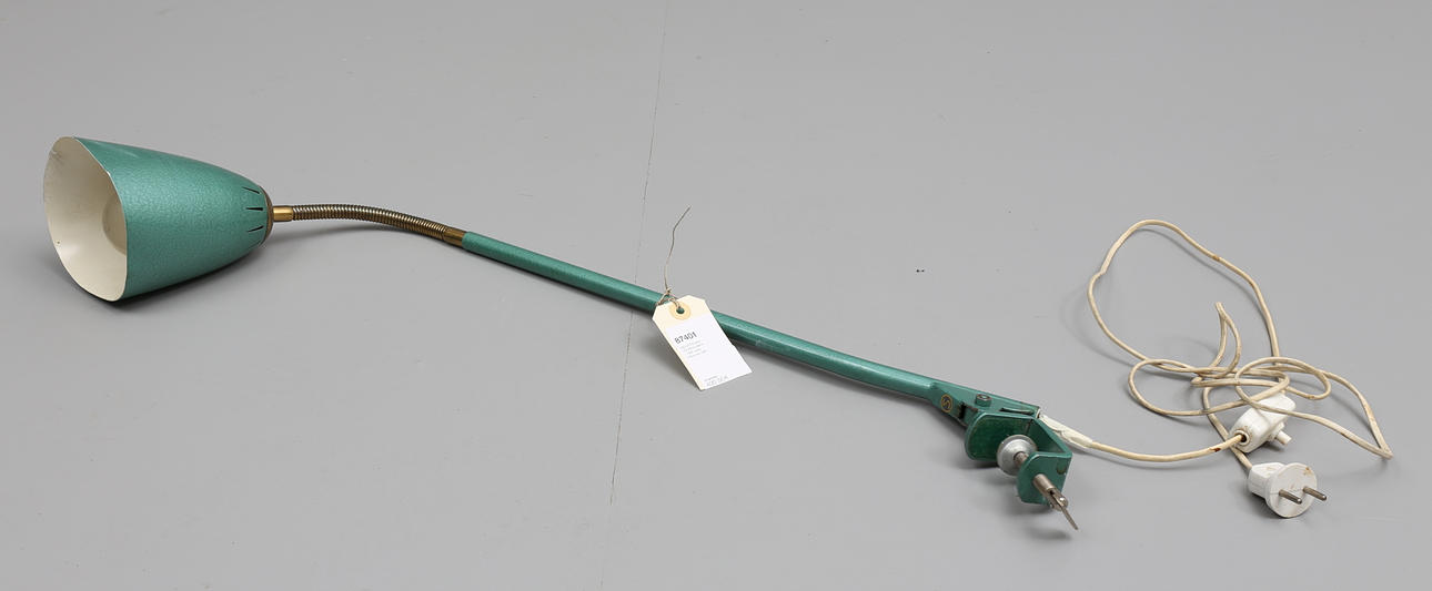 INDUSTRILAMPA, "BJS typ 5", Bäcklunds Järn och Smide, Skellefteå, 1940/50-tal.