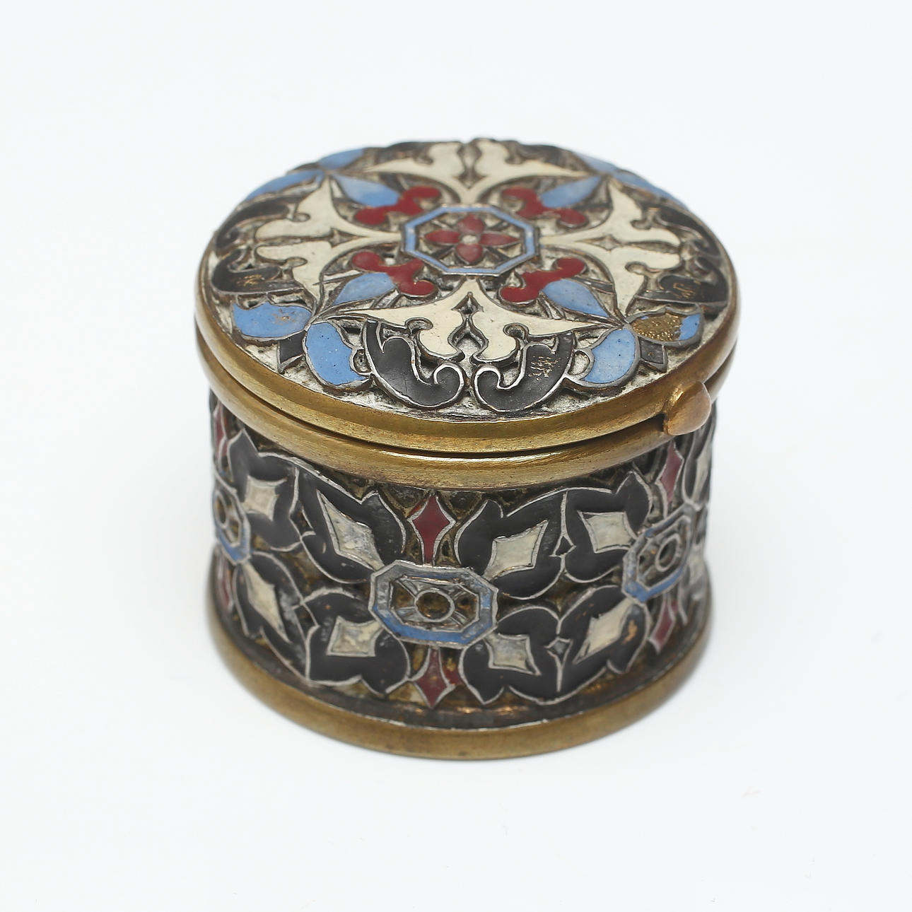 PILL BOX, brass with enamel, 18/1900s.