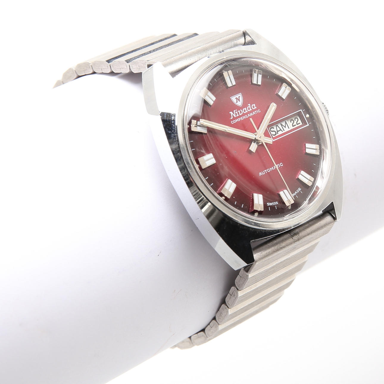 BRACELET WATCH, Nivada, Automatic, Compensamatic, Stainless steel.