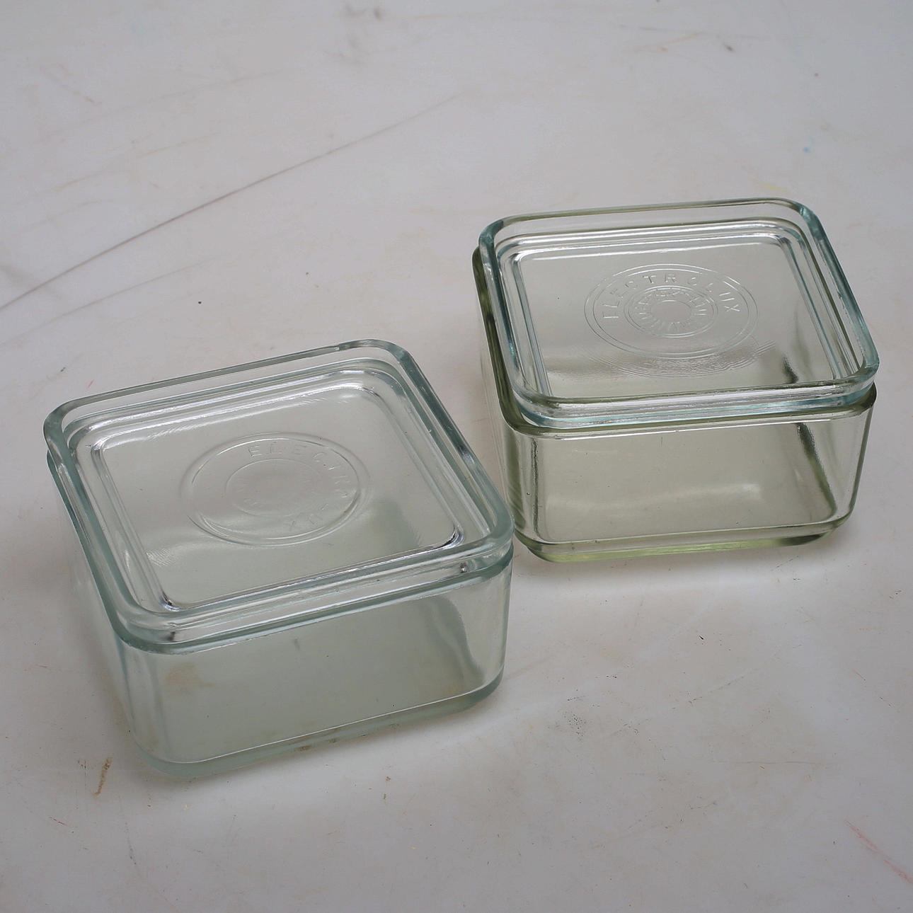 BURKAR, retro, text "ELECTROLUX".