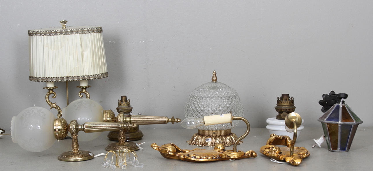 BELYSNINGSFÖREMÅL, 9 delar.