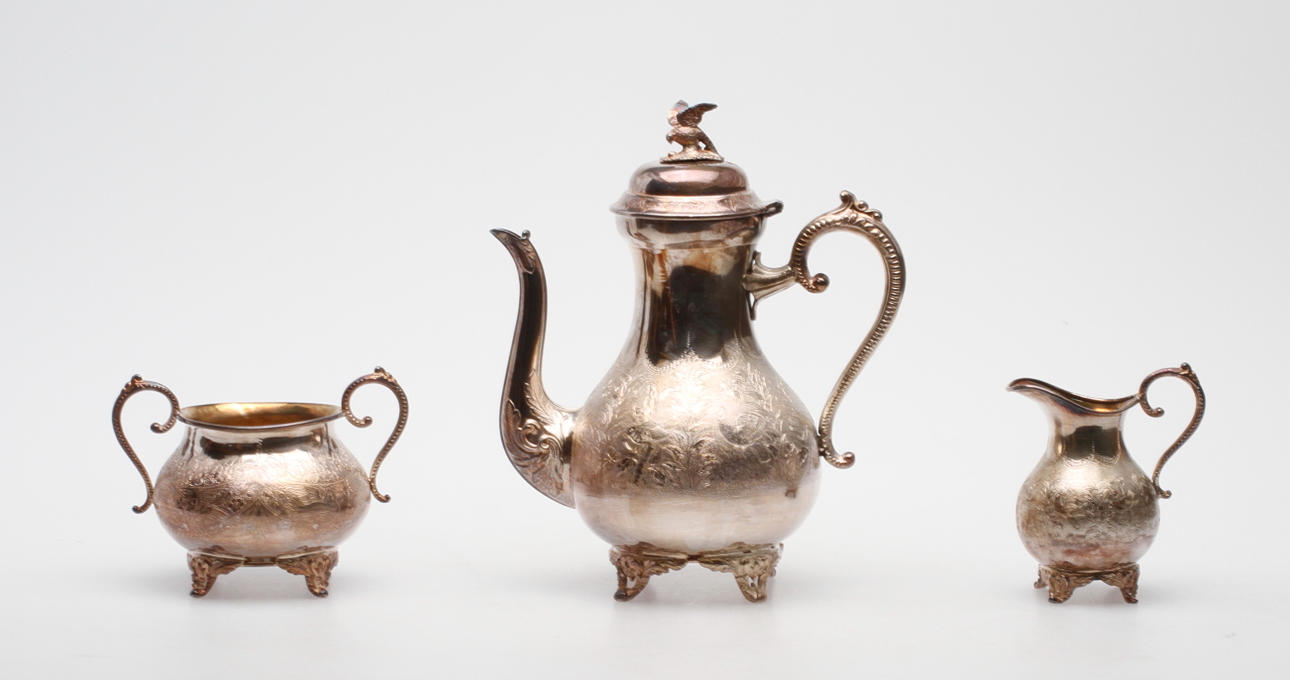 KAFFESERVIS, 3 delar, nysilver, viktoriansk, England, 1880-tal.