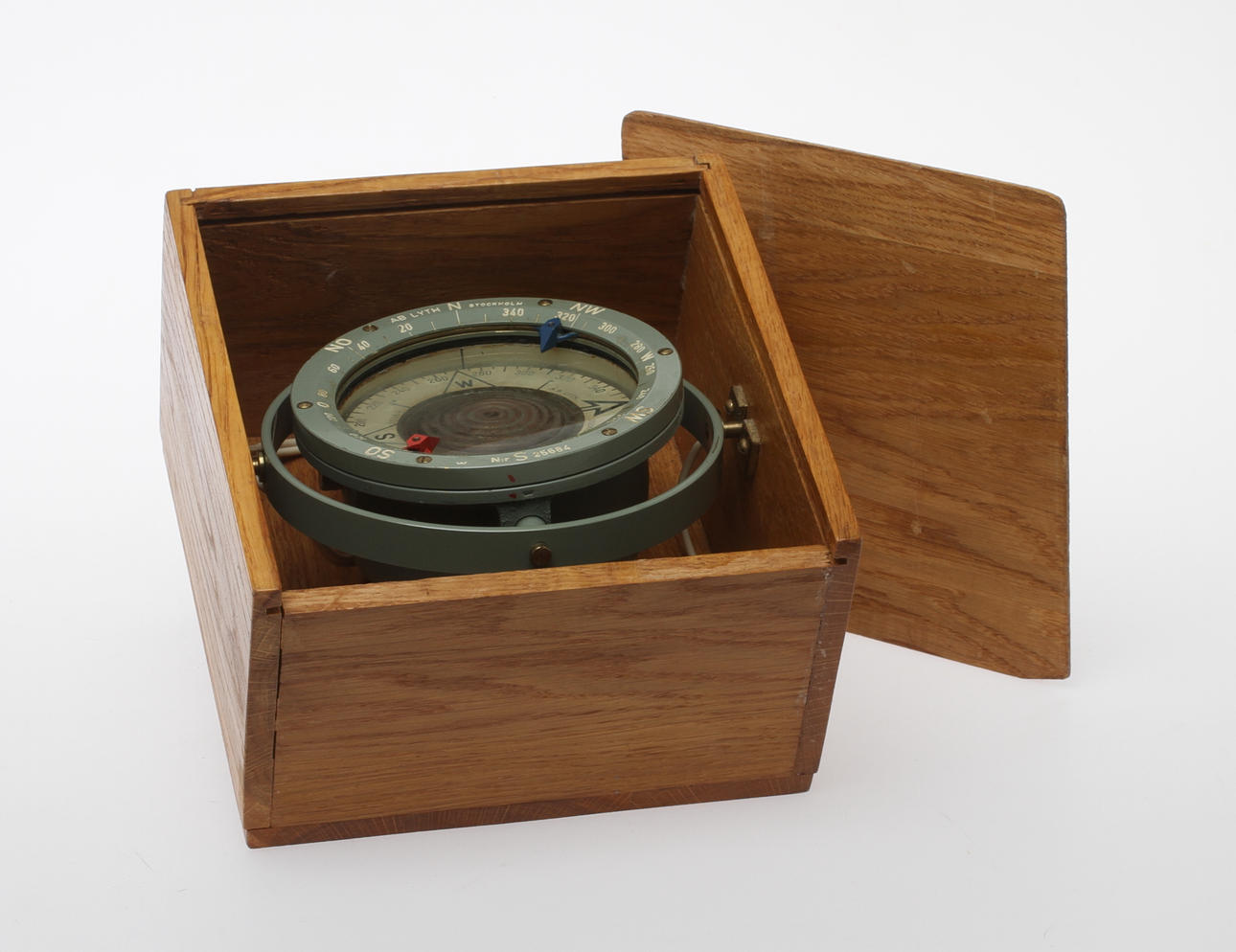 KOMPASS, AB Lyth, Stockholm, 1900-tal.