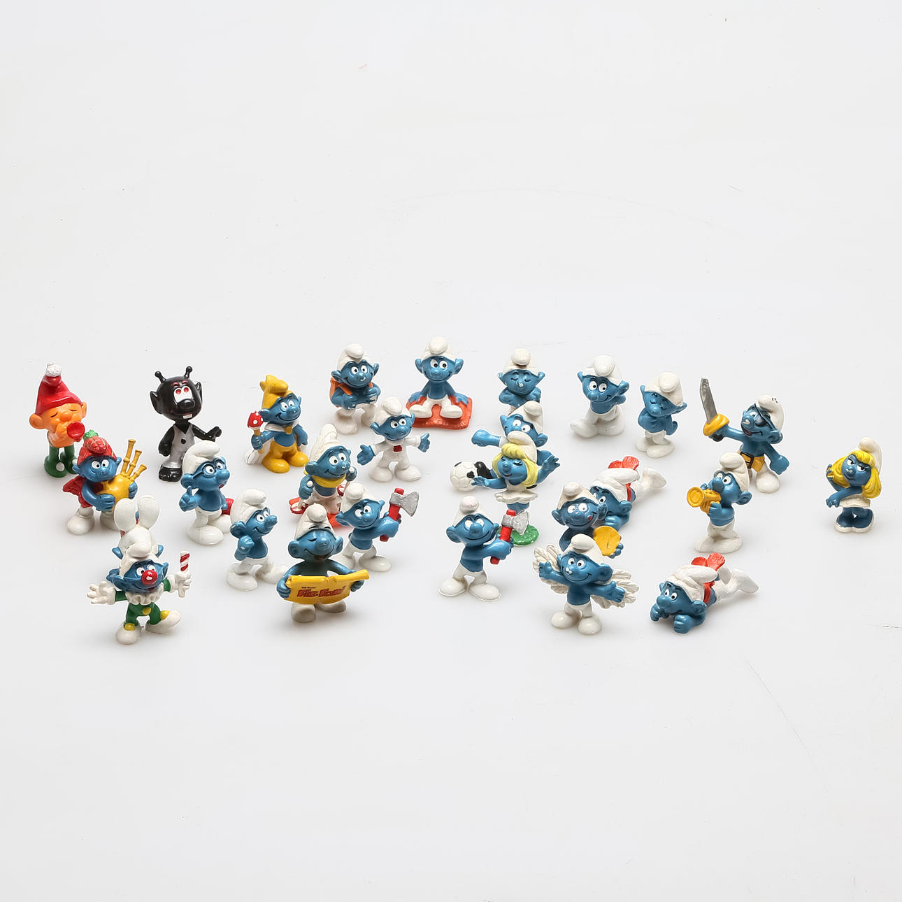 SMURFSAMLING, 35 st, bl. a. fix o foxi.