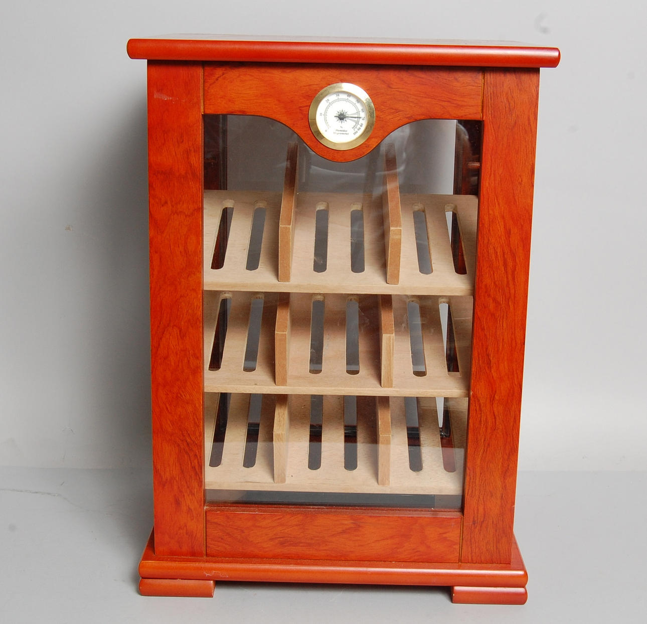 CIGARRSKÅP, " Humidor ".