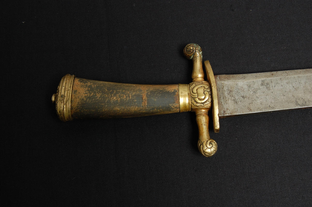 HIRSCHFÄNGER, 1700-tal.