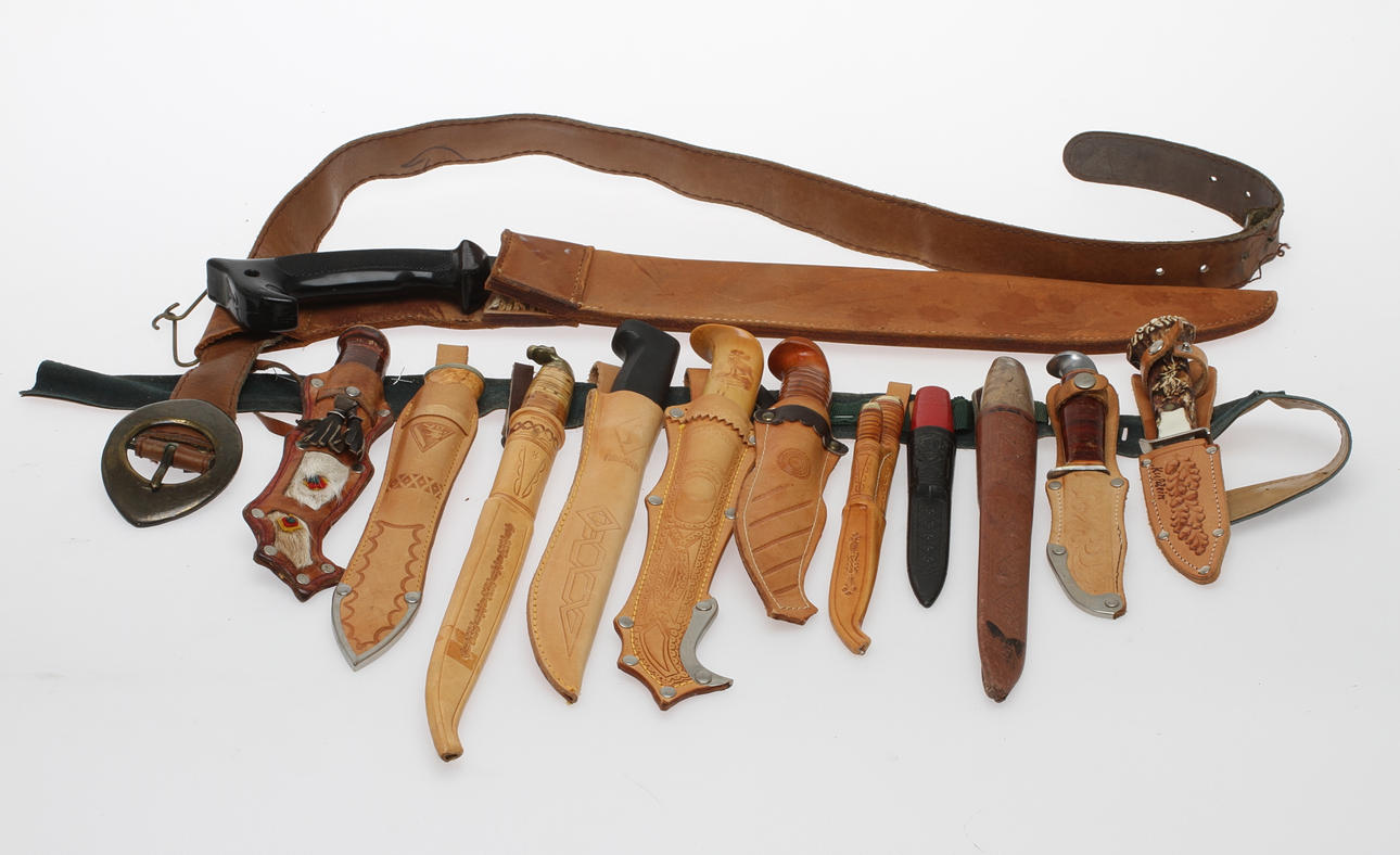 PARTI DIVERSE KNIVAR, 12 st, bland annat Reino Kankaanpää, Isakki Järvenpää, Kauhava, Finland.