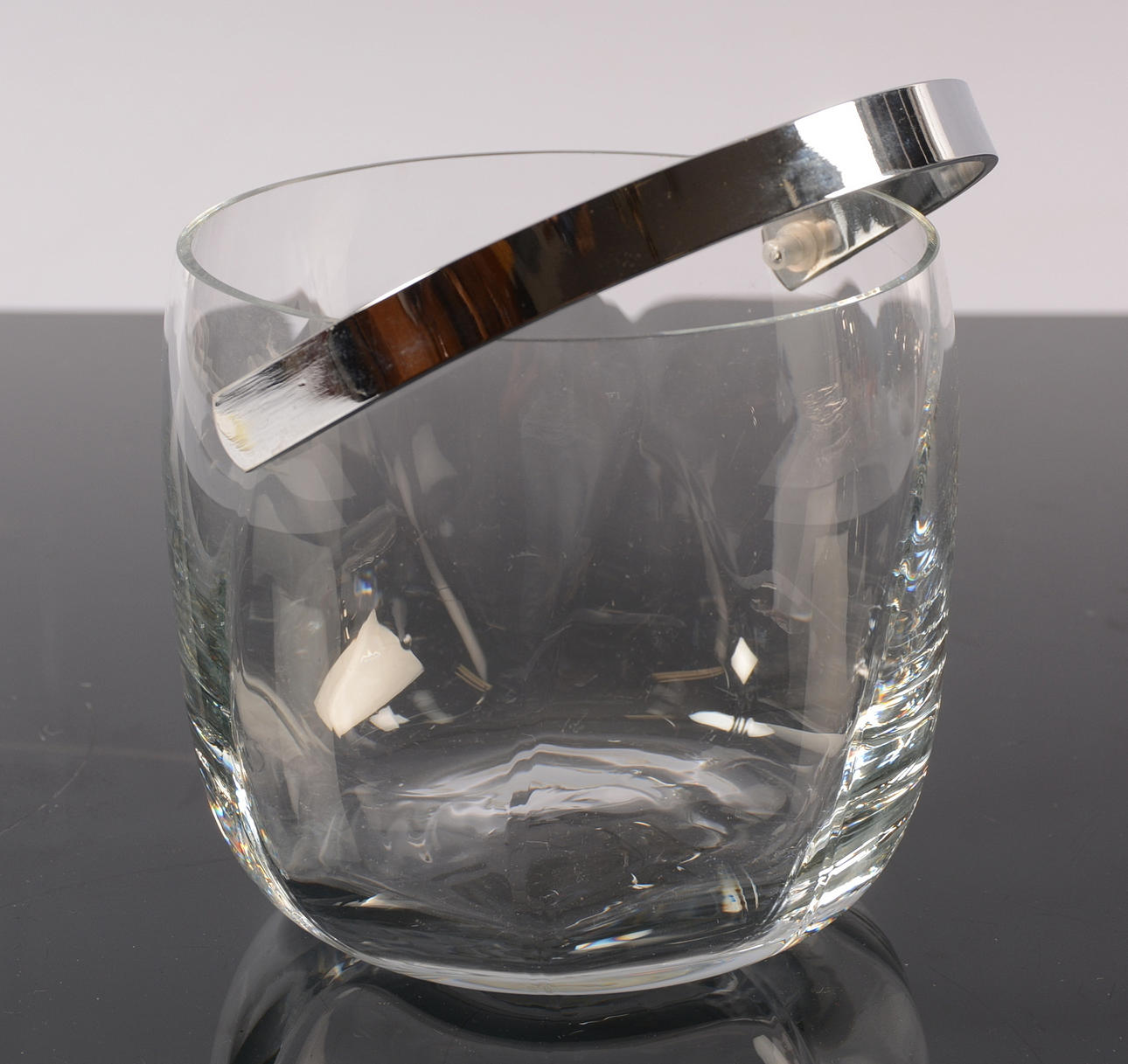 ISHINK, "Chatau" Bertil Vallien, Orrefors.