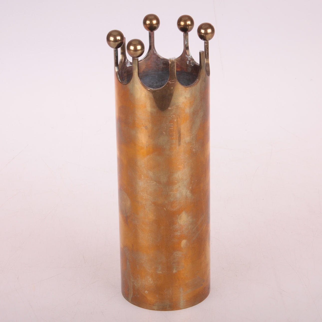 PIERRE FORSELL. Vase in Form einer Krone, Messing, Skultuna.