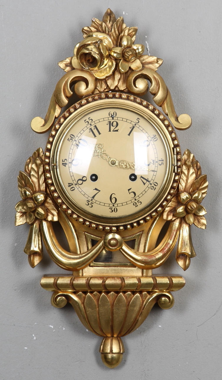 VÄGGPENDYL, förgyllt trä, 1900-tal.