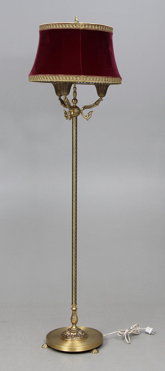 GOLVLAMPA, 1900-tal.