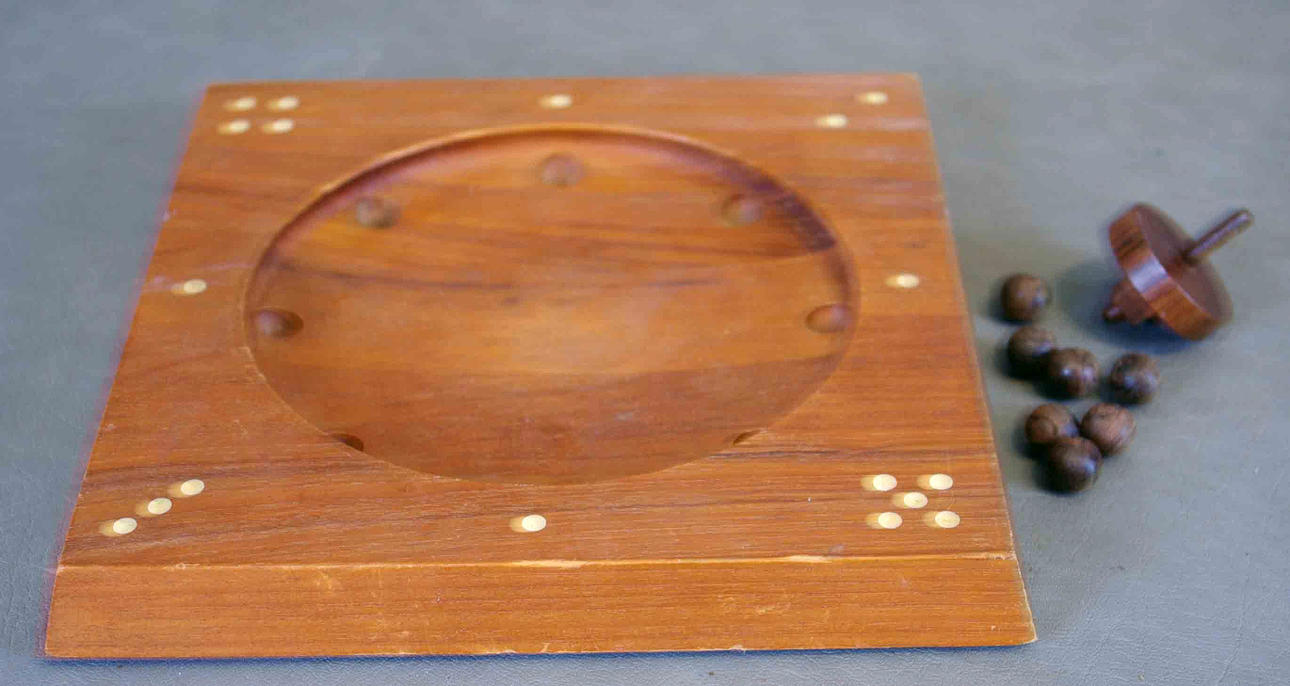 BRÄDSPEL, Piet Hein, Skjöde.