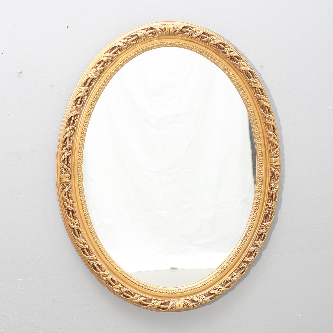 SPEGEL, gustaviansk stil.