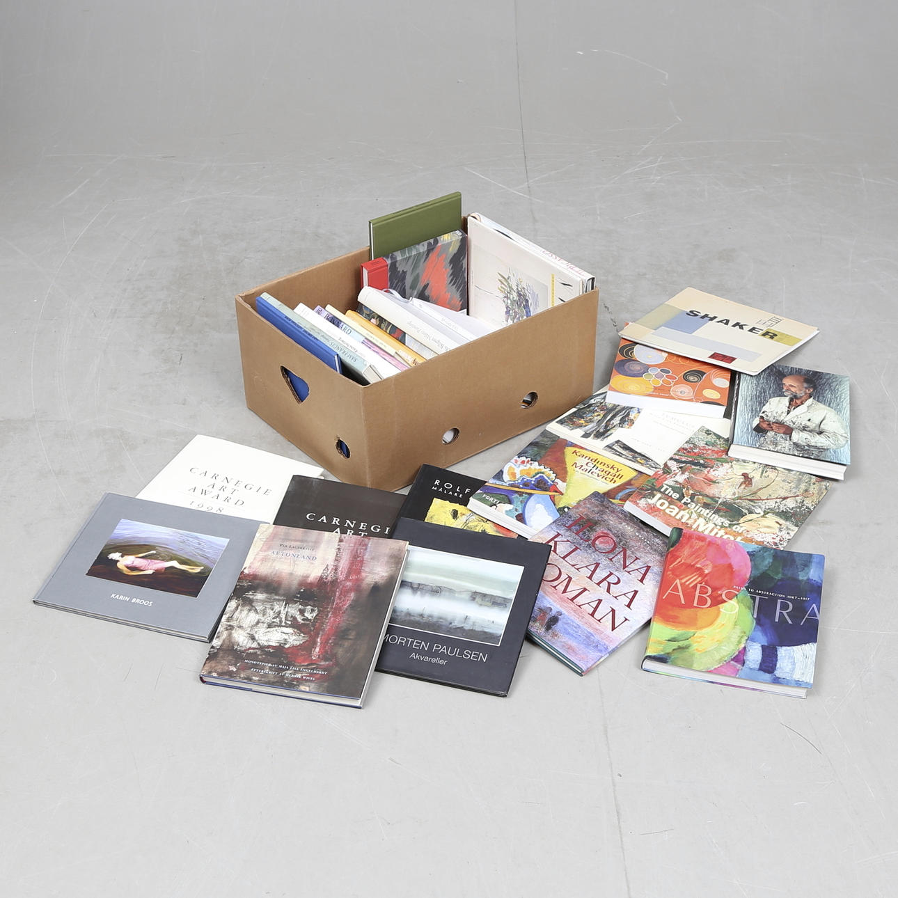 KONSTBÖCKER, moderna konstnärer.