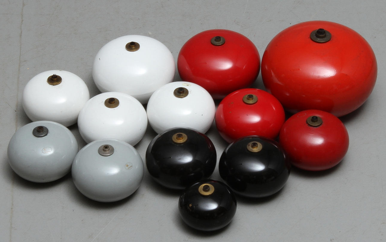 LJUSLYKTOR, 13 st, keramik, Höganäs, 1900-talets slut.