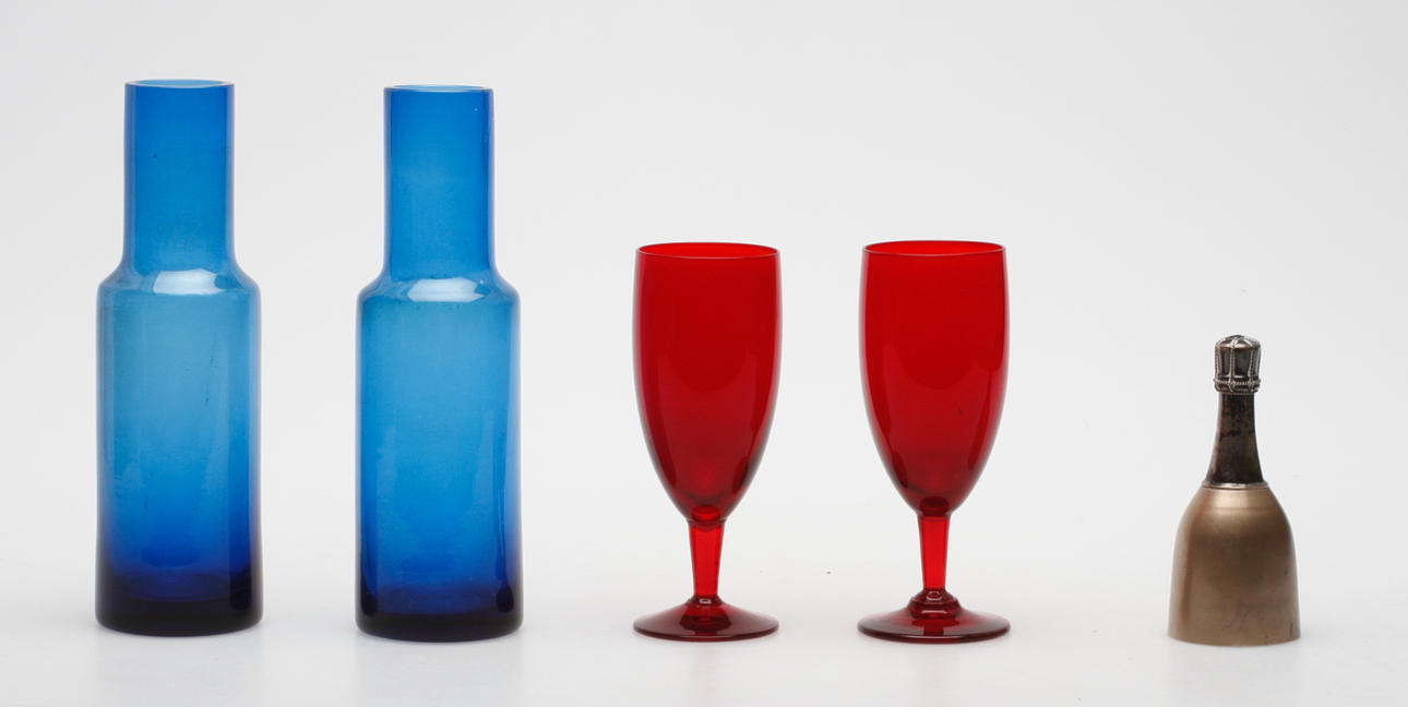 GLASFÖREMÅL samt METALL, 5 delar, bland annat Reijmyre.