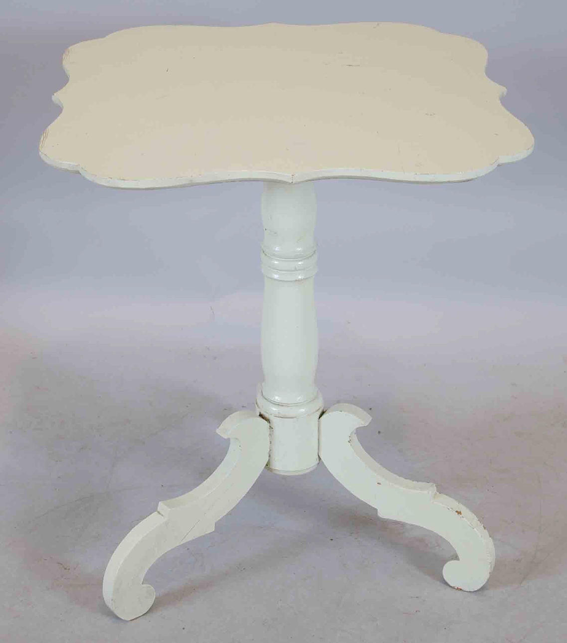 VIPPBORD, vitmålat, rokokostil, sent 1800-tal.