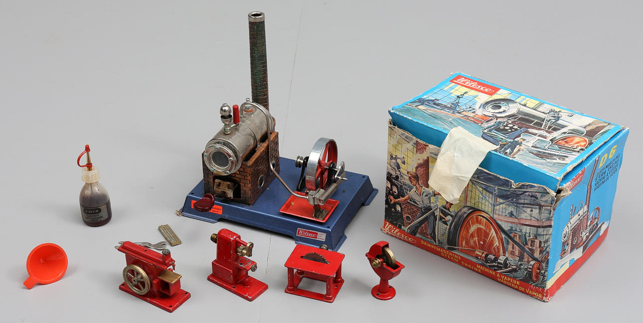 ÅNGMASKIN, Wilesco, med originalkartong.