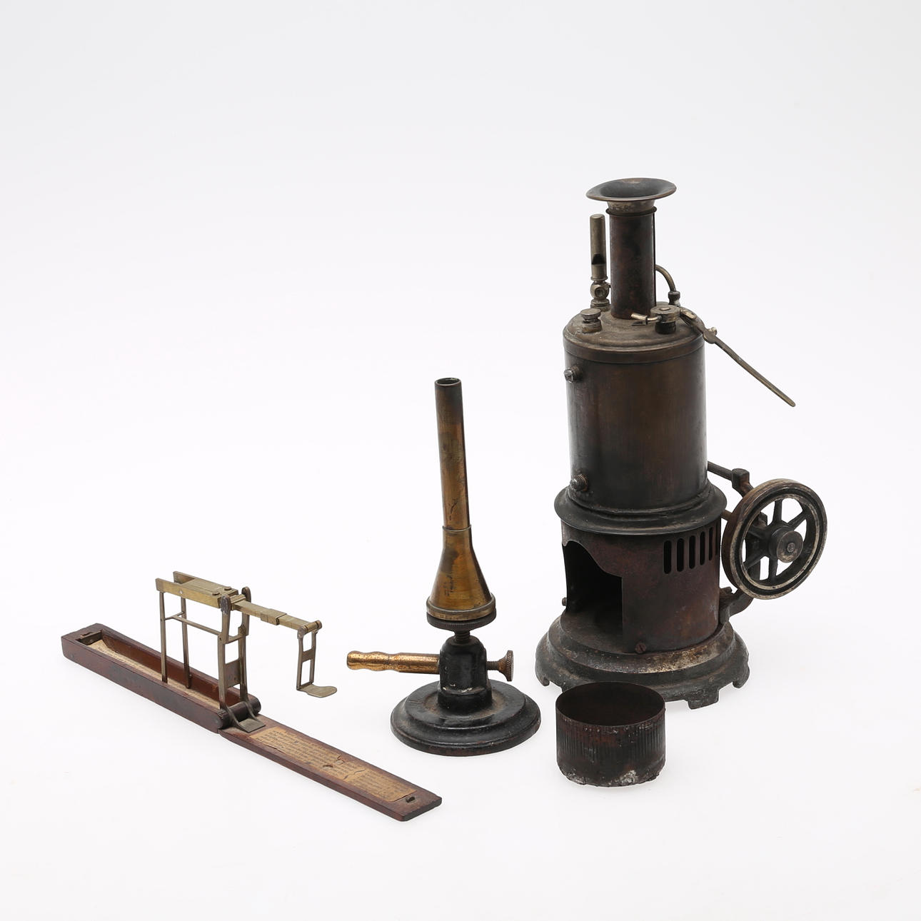 STEAM ENGINE, Germany, around 1900 and gauges and bunsen burner.