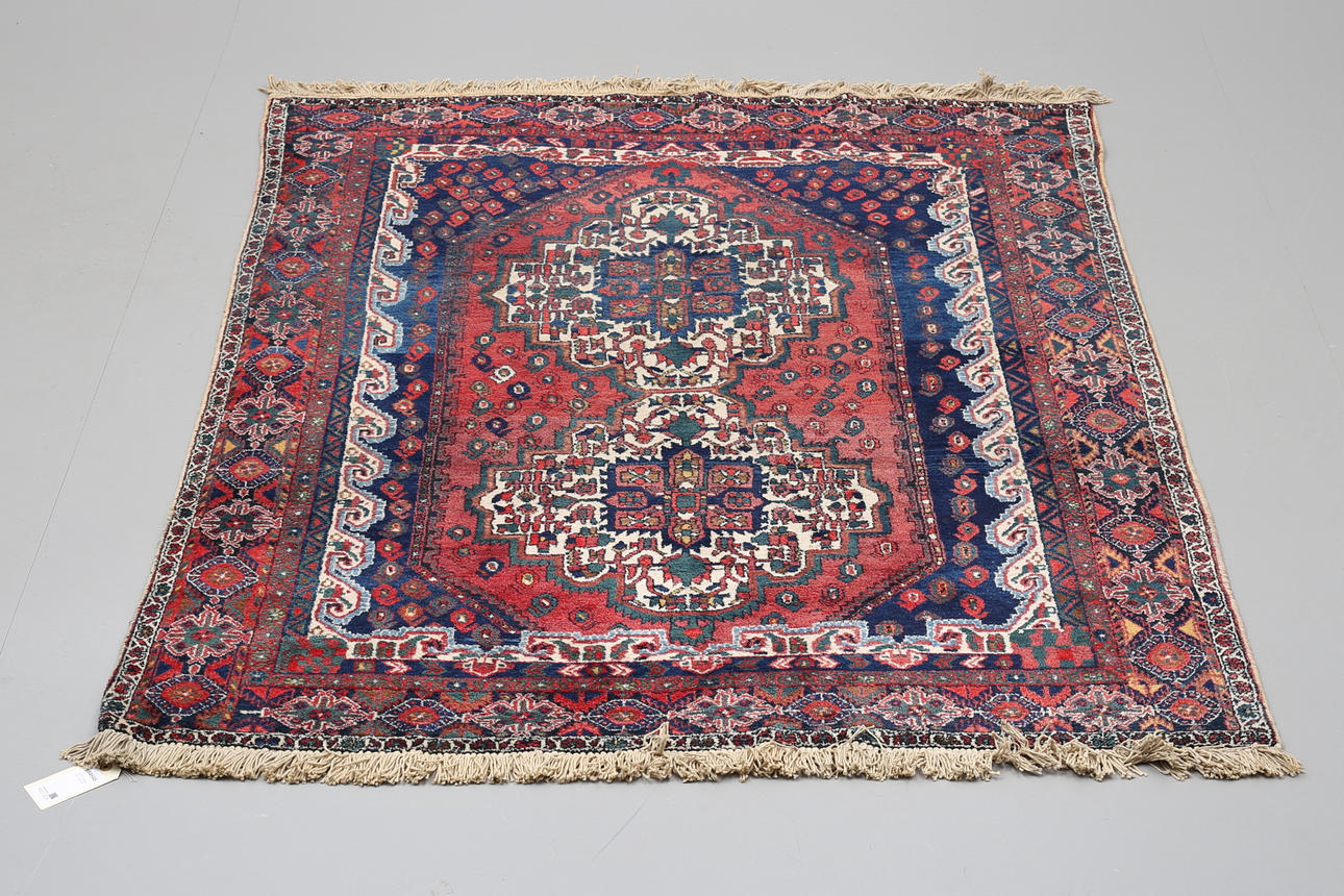 CARPET, Afshar, 193 x 149 cm.