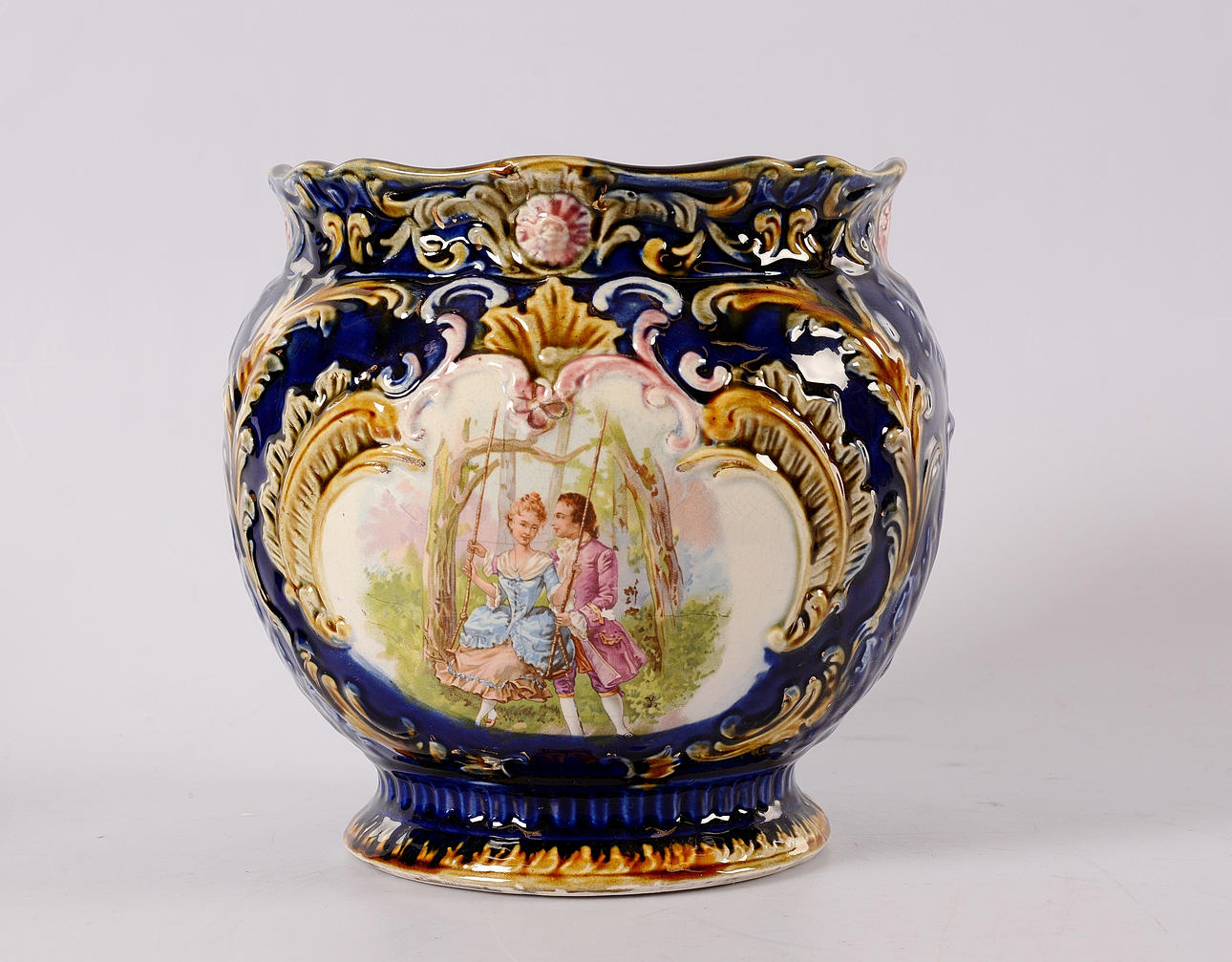 YTTERFODER, majolika, 1900-tal.