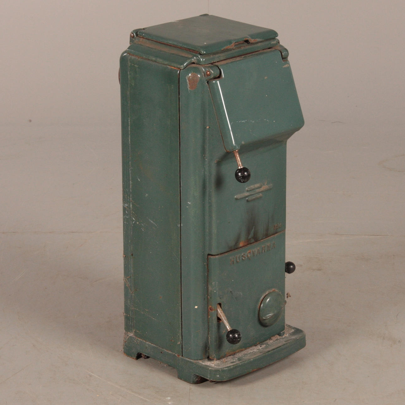 KAMIN, Husqvarna 153.