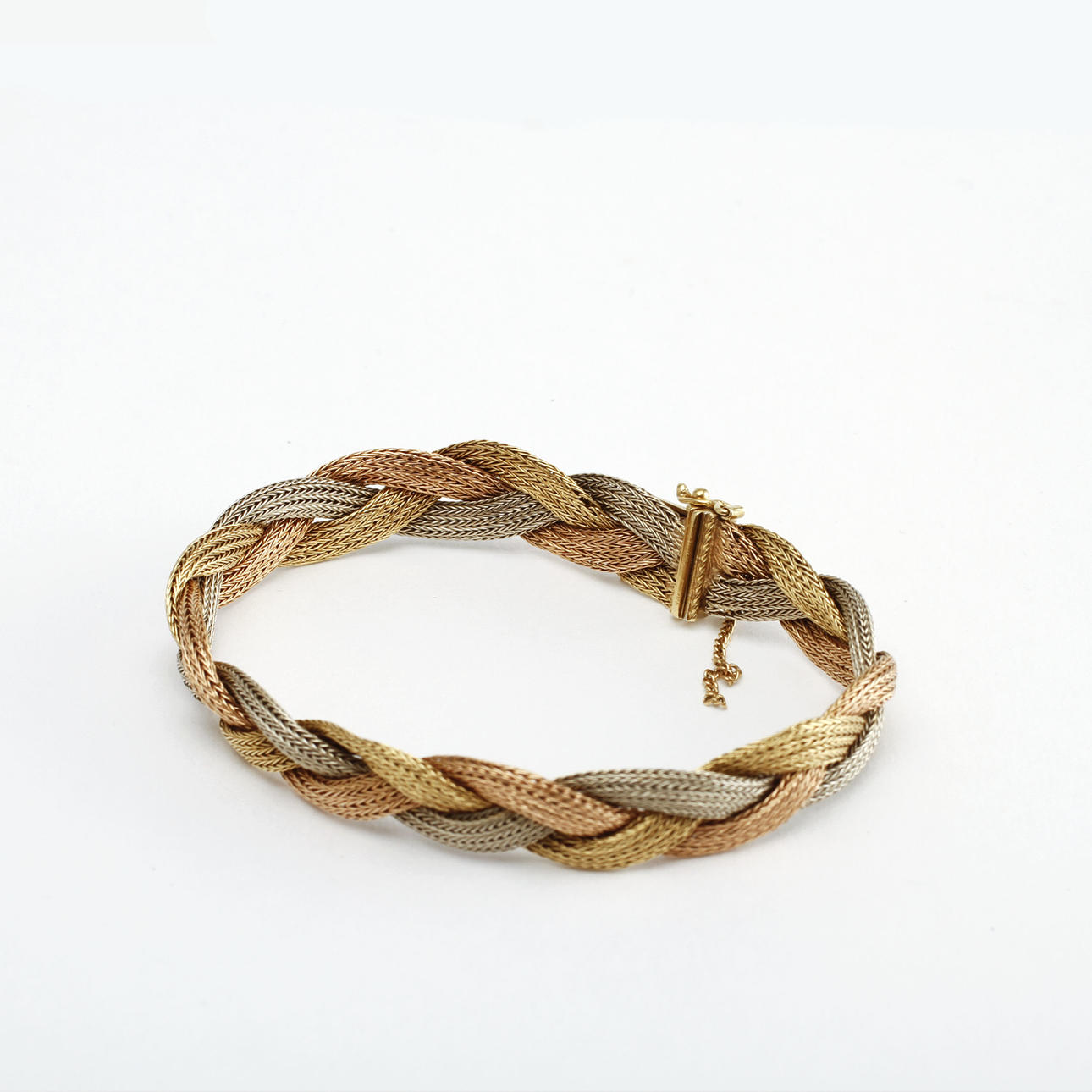 ARMBAND, 18k trefärgat guld, ca 22 gram.