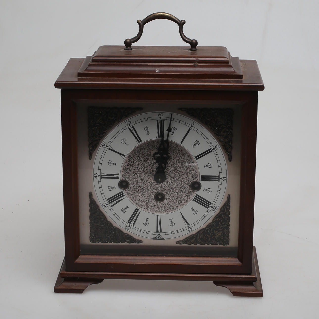 TISCHUHR, FHS, Deutschland.