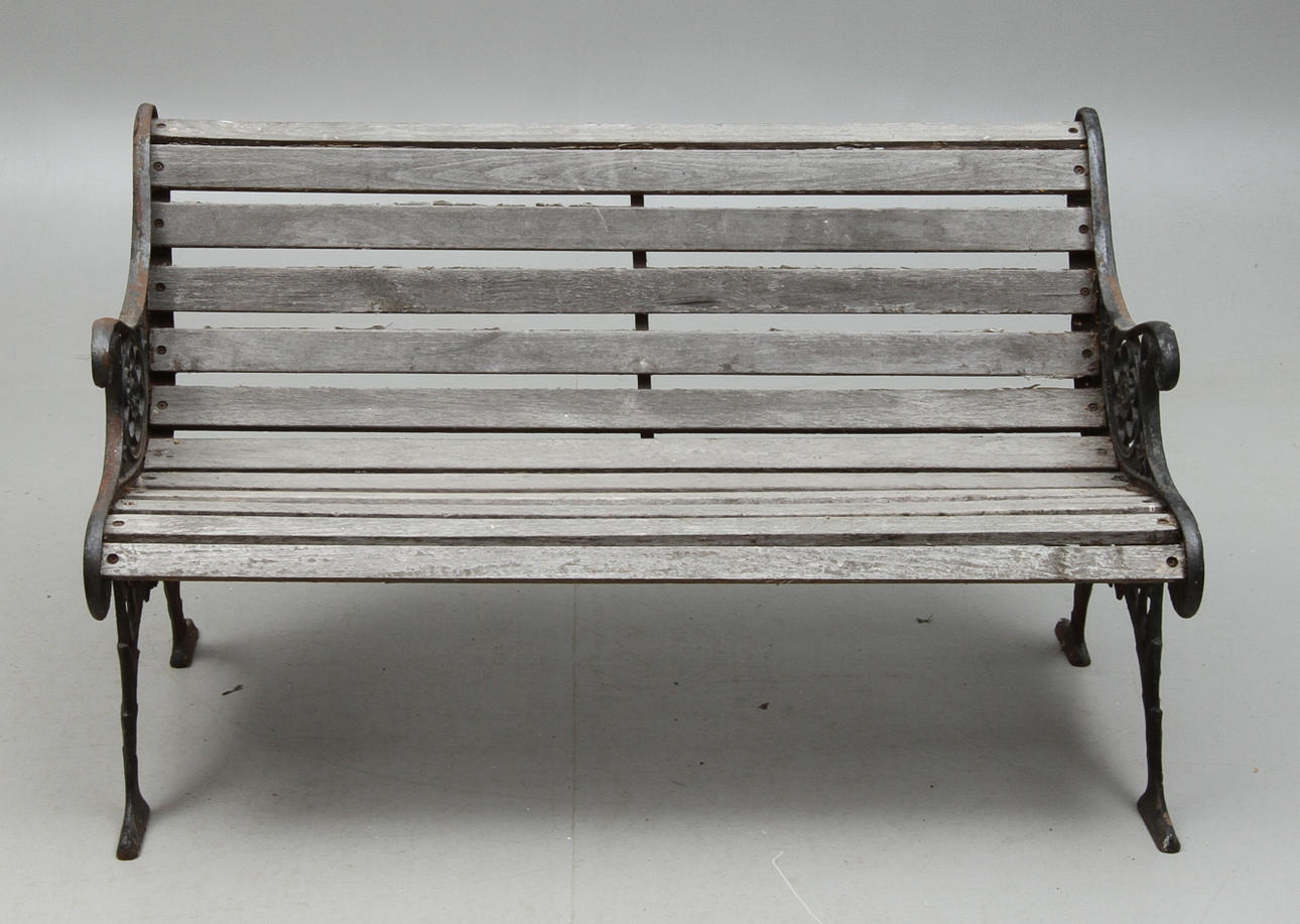 TRÄDGÅRDSSOFFA, 1900-talets andra hälft.